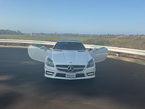 Used 2015 Mercedes-Benz SLK 250 image 5