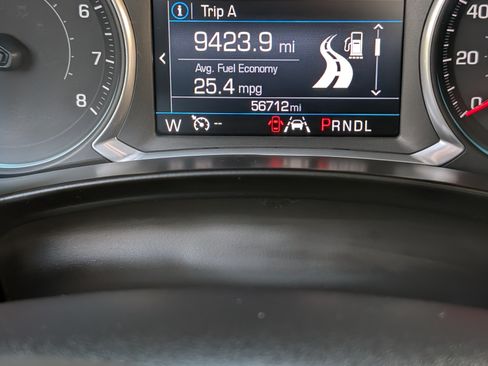 Used 2020 Chevrolet Equinox LT image 25