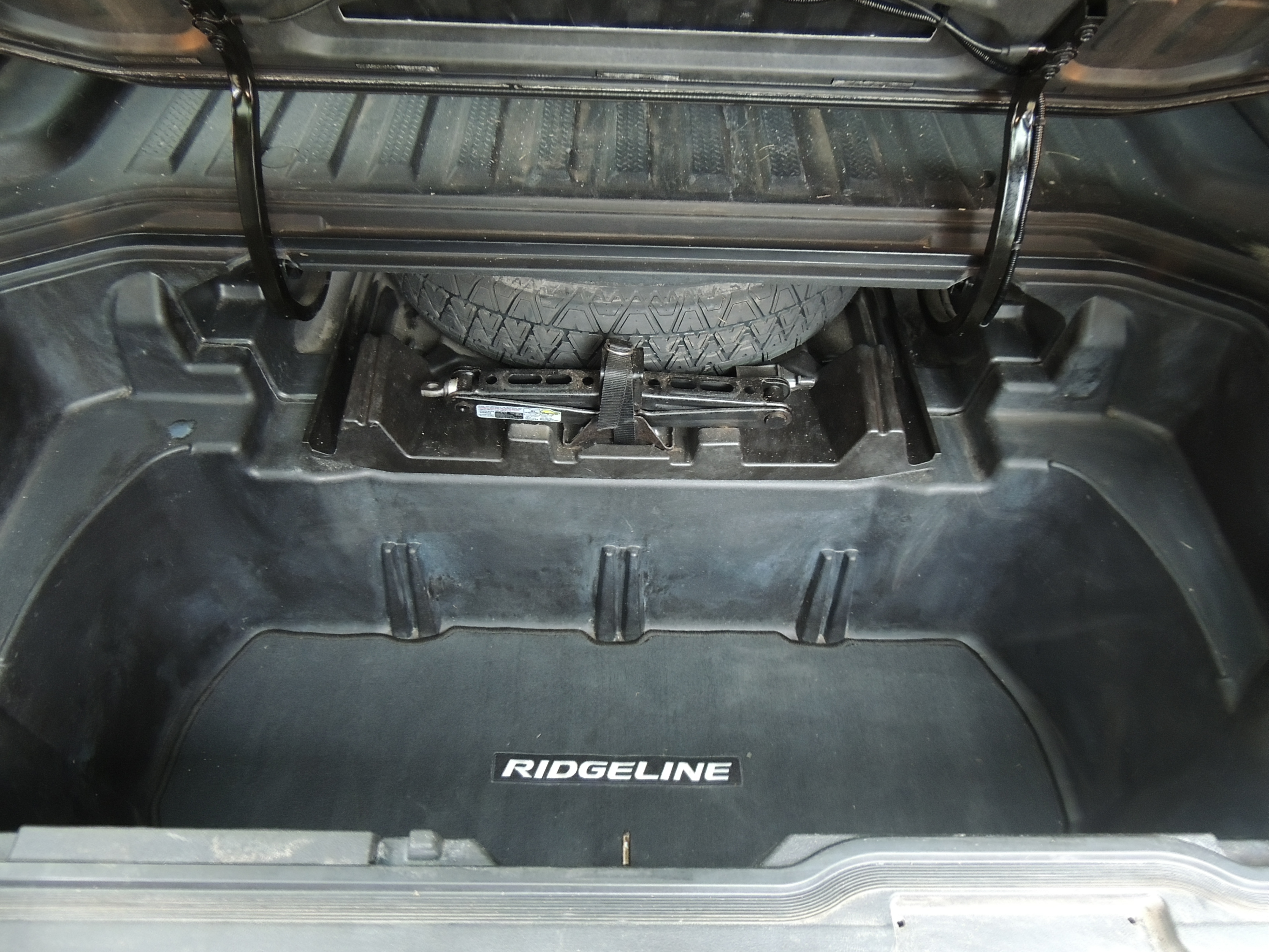 Used 2017 Honda Ridgeline RTL-T image 11