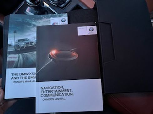 Used 2016 BMW X5 M image 26