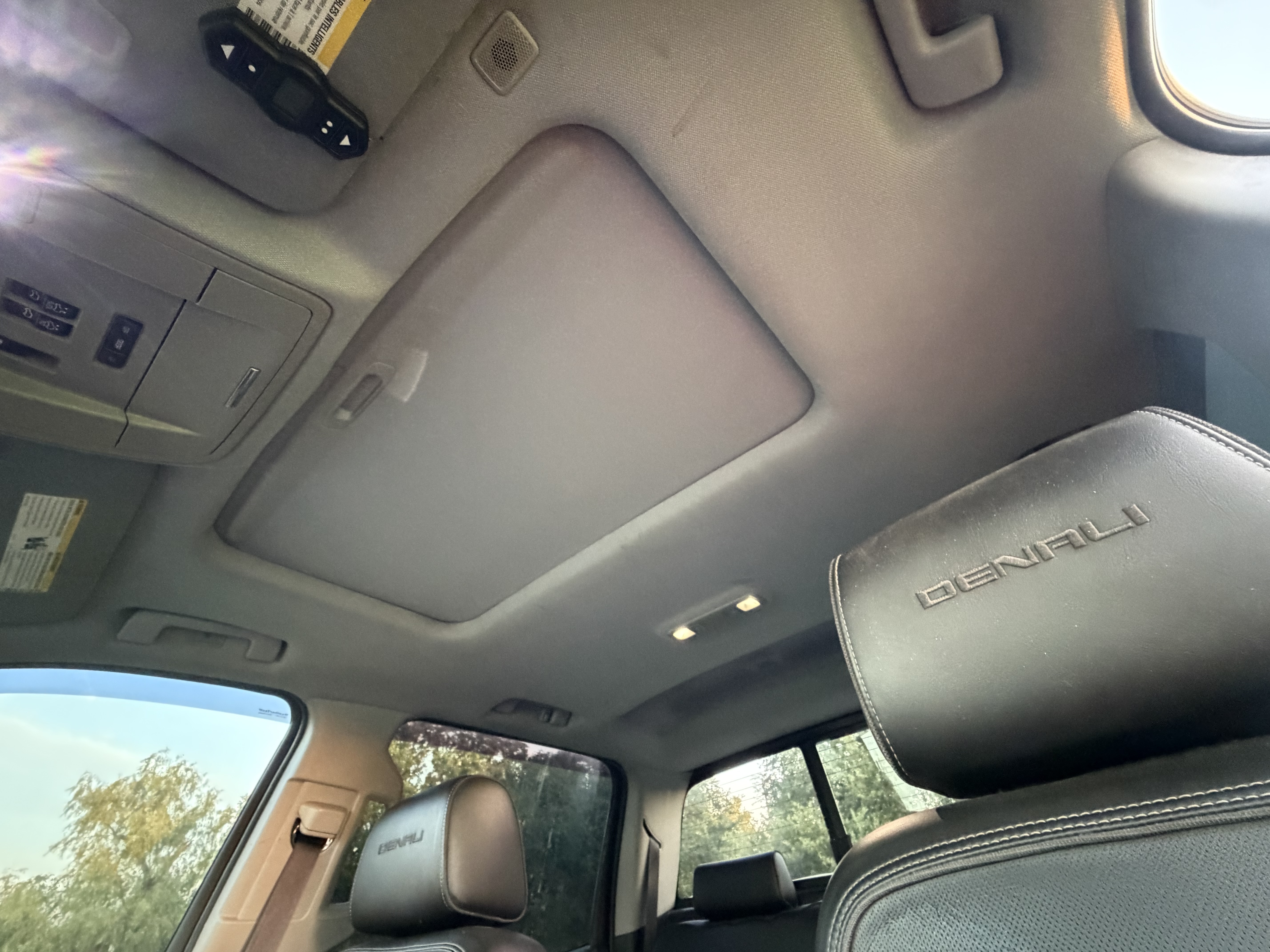 Used 2017 GMC Sierra 1500 Denali w/ Denali Ultimate Package AWD/4WD image 13