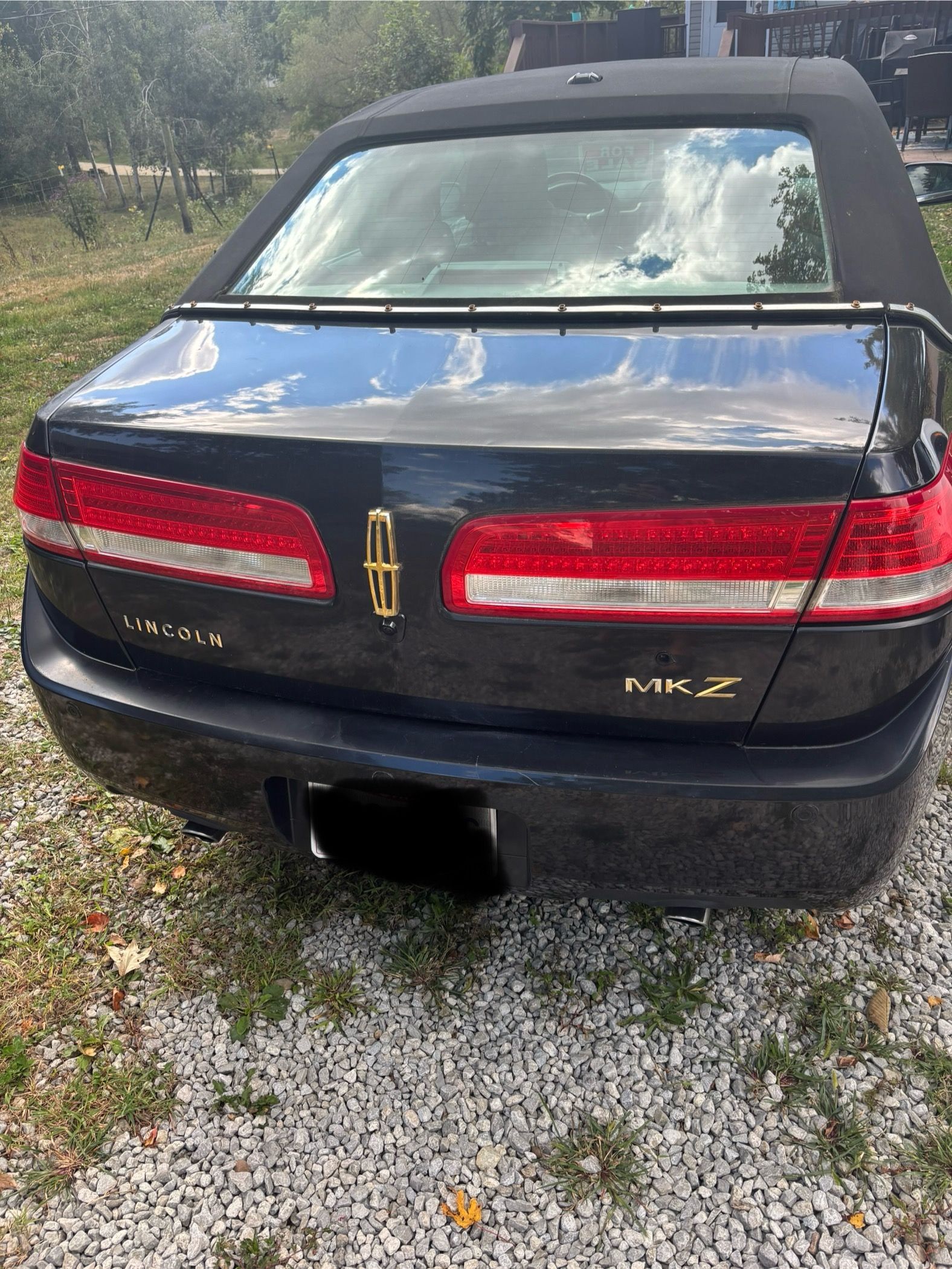 Used 2010 Lincoln MKZ FWD image 4