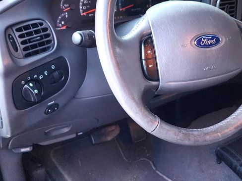 Used 2003 Ford F150 XLT AWD/4WD image 16