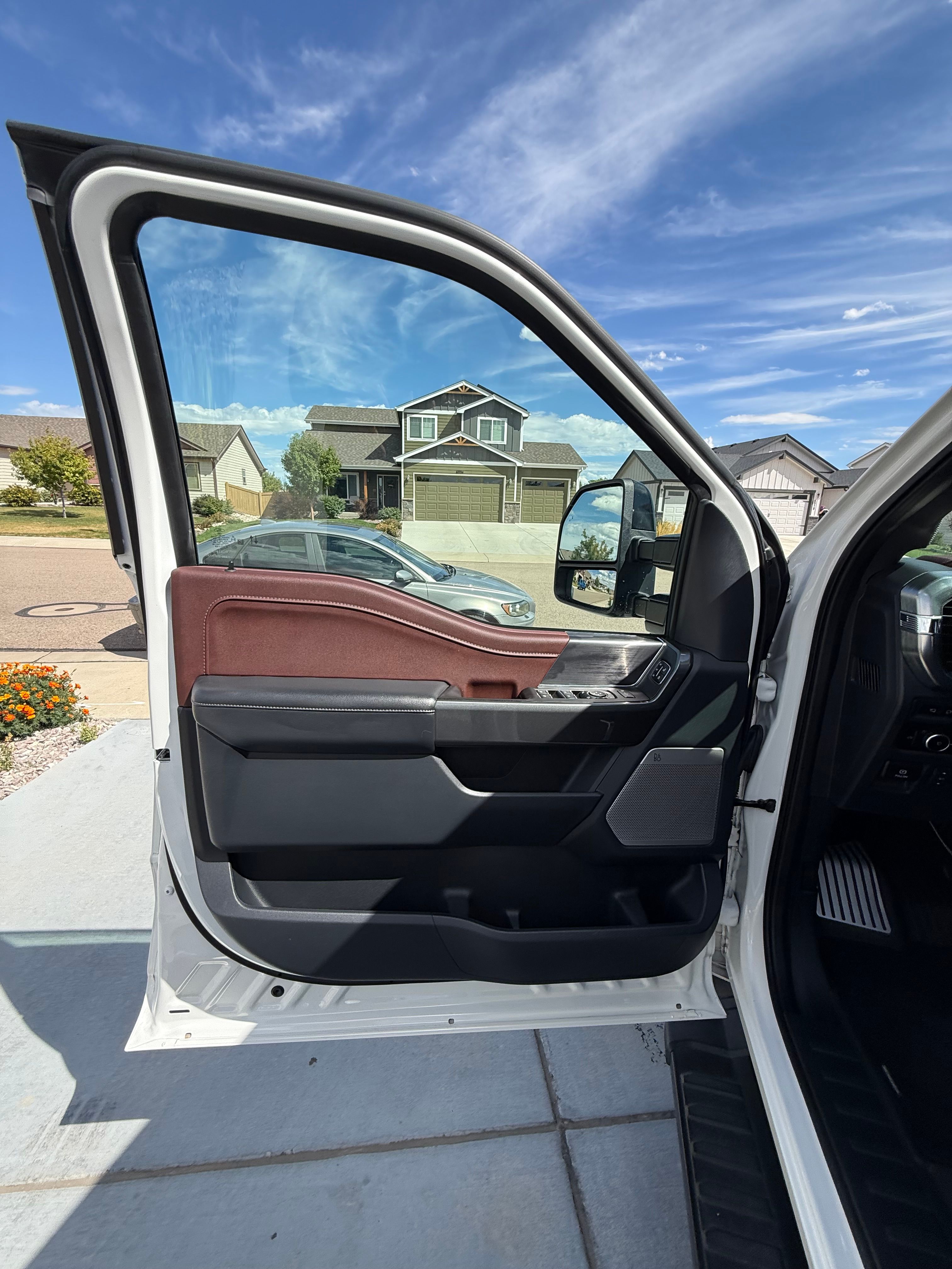 Used 2023 Ford F150 Lariat w/ Max Trailer Tow Package AWD/4WD image 16