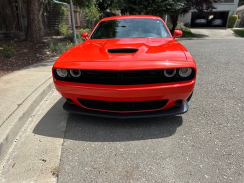Used 2023 Dodge Challenger R/T w/ Blacktop Package RWD image 8