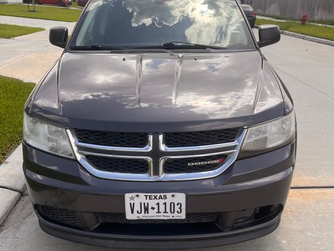 Used 2018 Dodge Journey SE w/ Popular Equipment Group FWD image 4