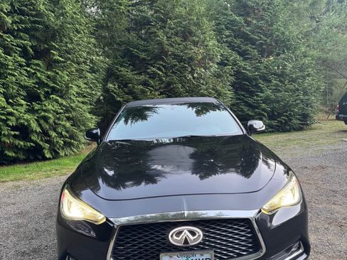 Used 2017 INFINITI Q60 3.0t w/ Premium Plus Package 3.0T image 4