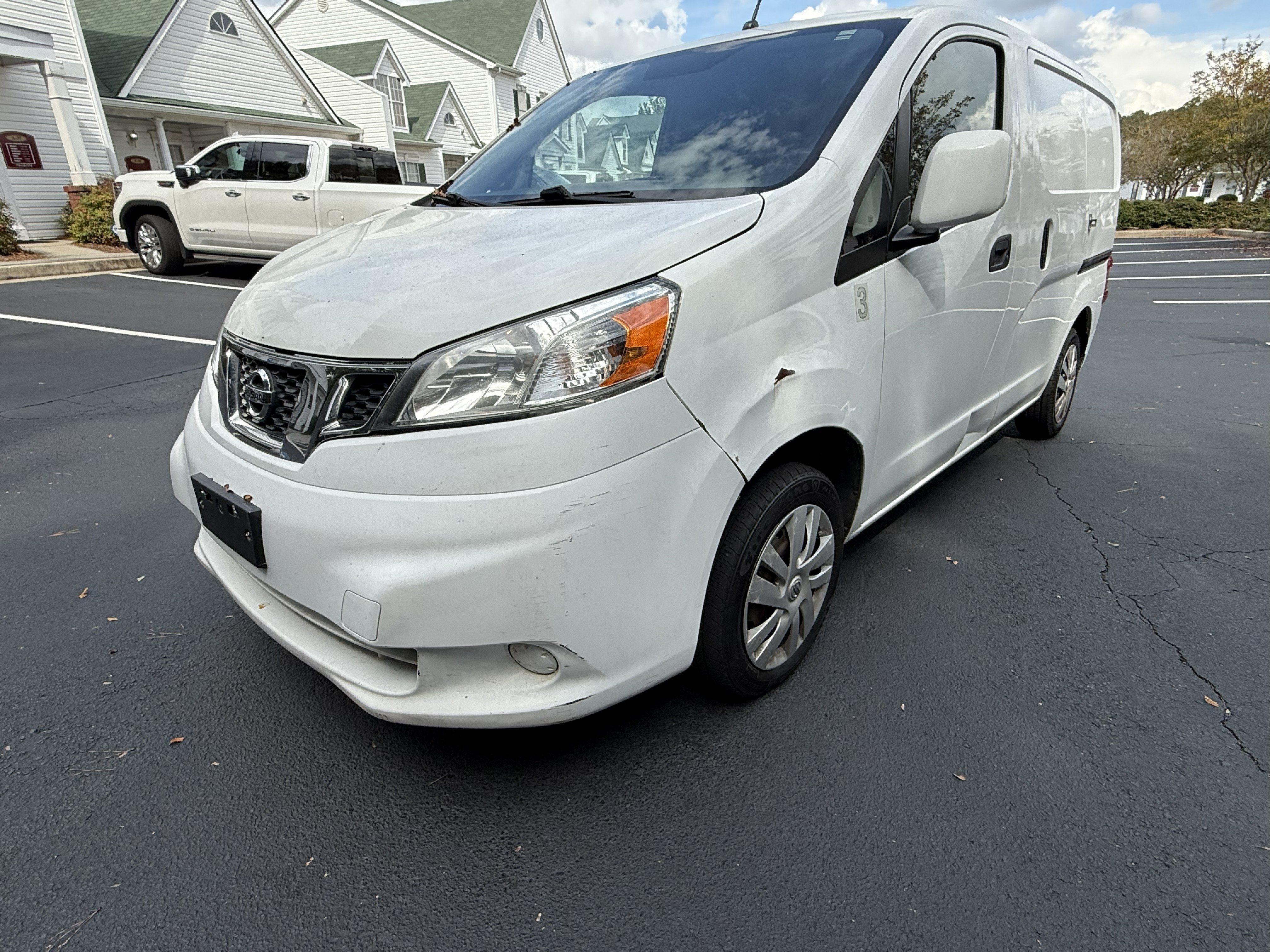 Used 2019 Nissan NV200 SV FWD image 1