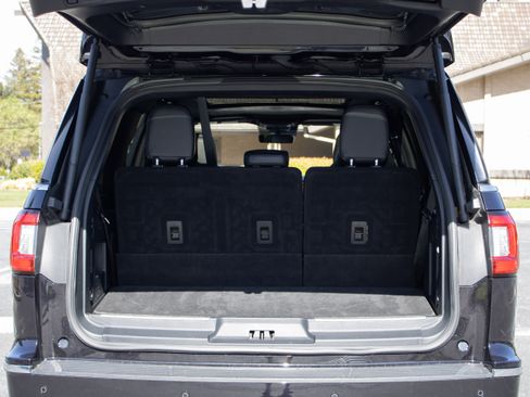 Used 2020 Lincoln Navigator Reserve image 20