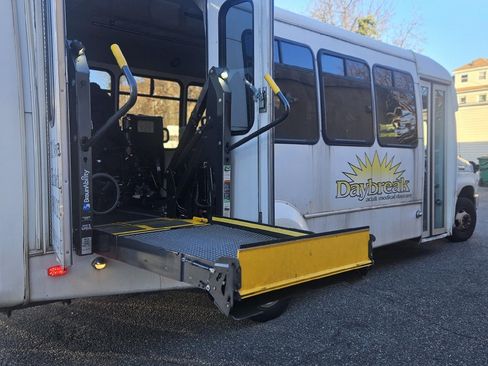 Used 2016 Ford E-450 and Econoline 450 Super Duty w/ Shuttle Bus Prep Package image 2