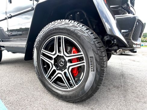 Used 2018 Mercedes-Benz G 550 Squared image 16