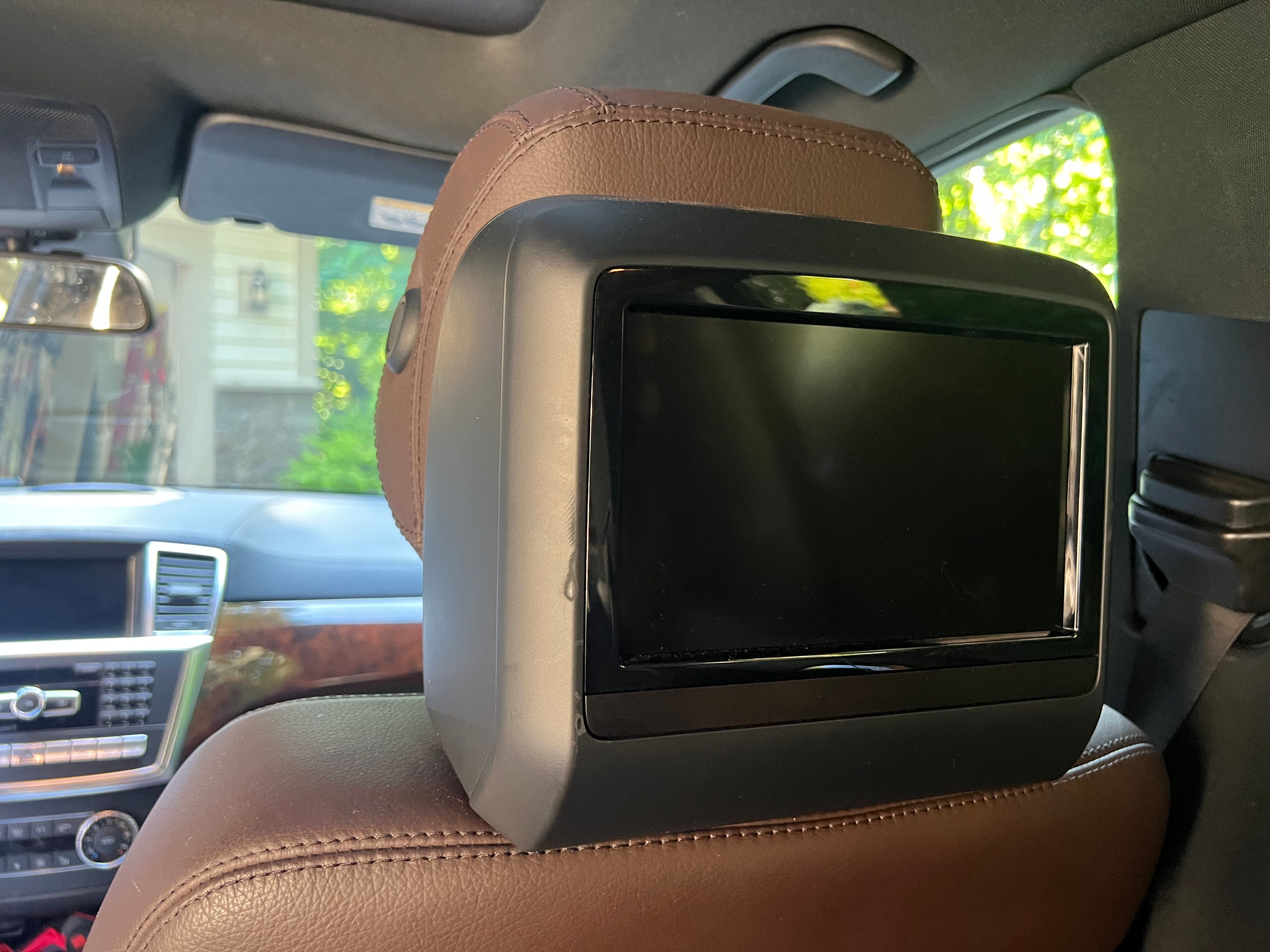 Used 2014 Mercedes-Benz GL 450 4MATIC image 26