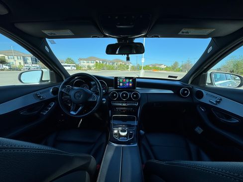 Used 2018 Mercedes-Benz C 300 Sedan image 16