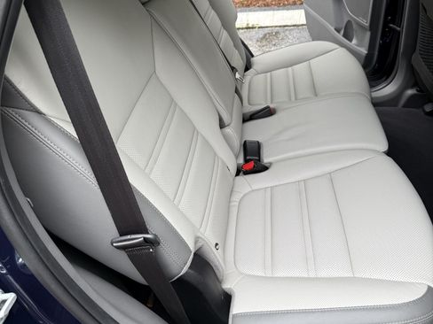 Used 2019 Kia Sorento SX image 12