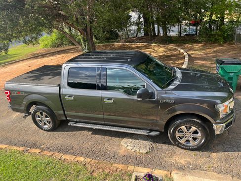 Used 2018 Ford F150 XLT w/ Equipment Group 302A Luxury image 1