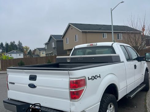 Used 2013 Ford F150 XL w/ Mid Equipment Group image 4