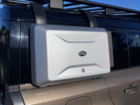 Used 2021 Land Rover Defender 110 X image 14