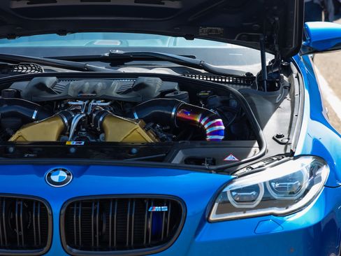 Used 2016 BMW M5 image 11