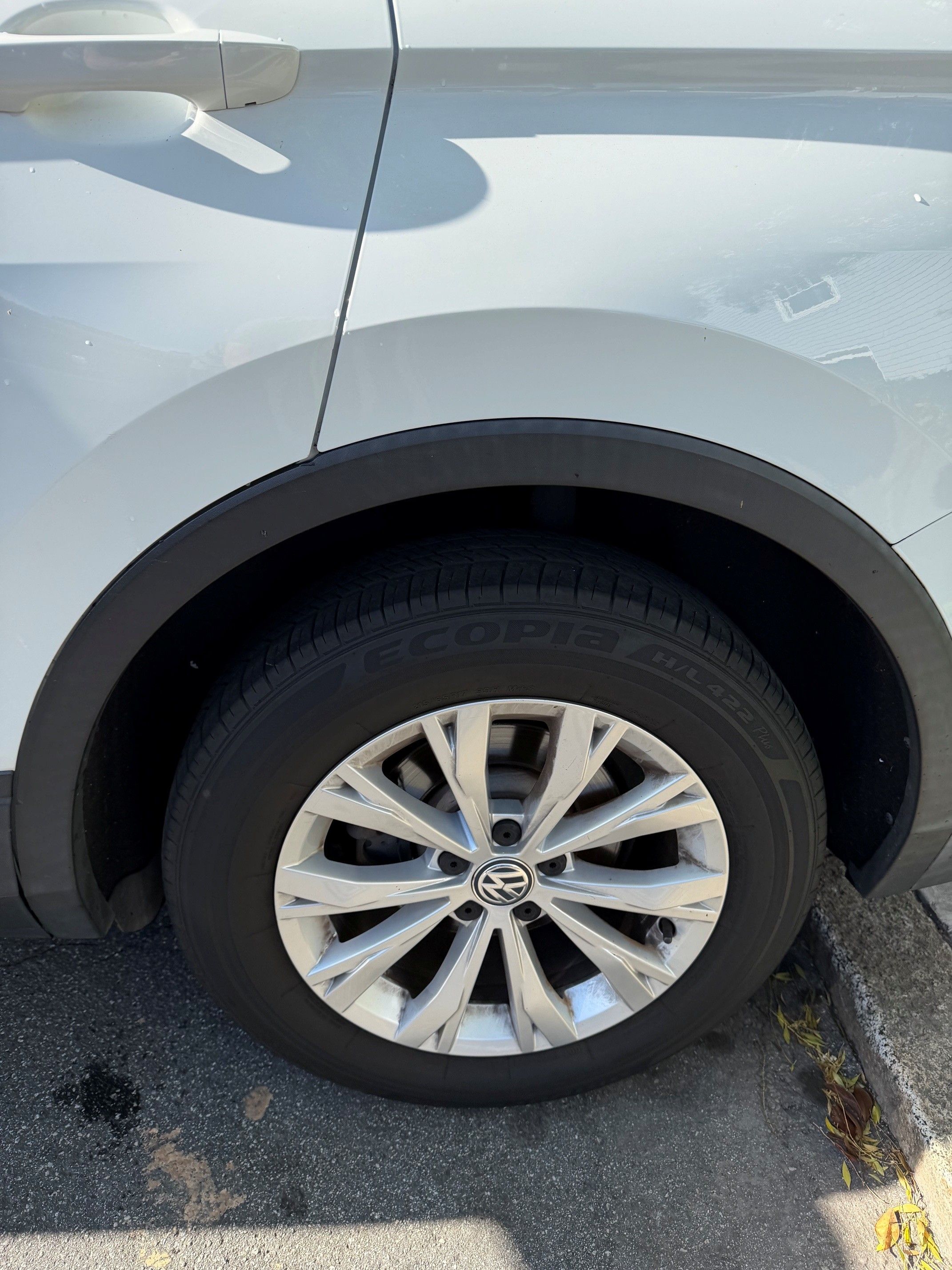 Used 2019 Volkswagen Tiguan SE FWD image 15