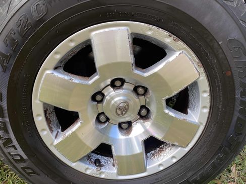 Used 2007 Toyota FJ Cruiser 2WD image 24