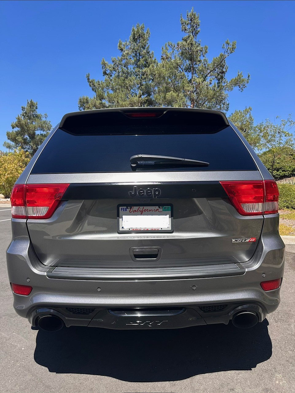 Used 2012 Jeep Grand Cherokee SRT8 w/ Luxury Group II AWD/4WD image 4
