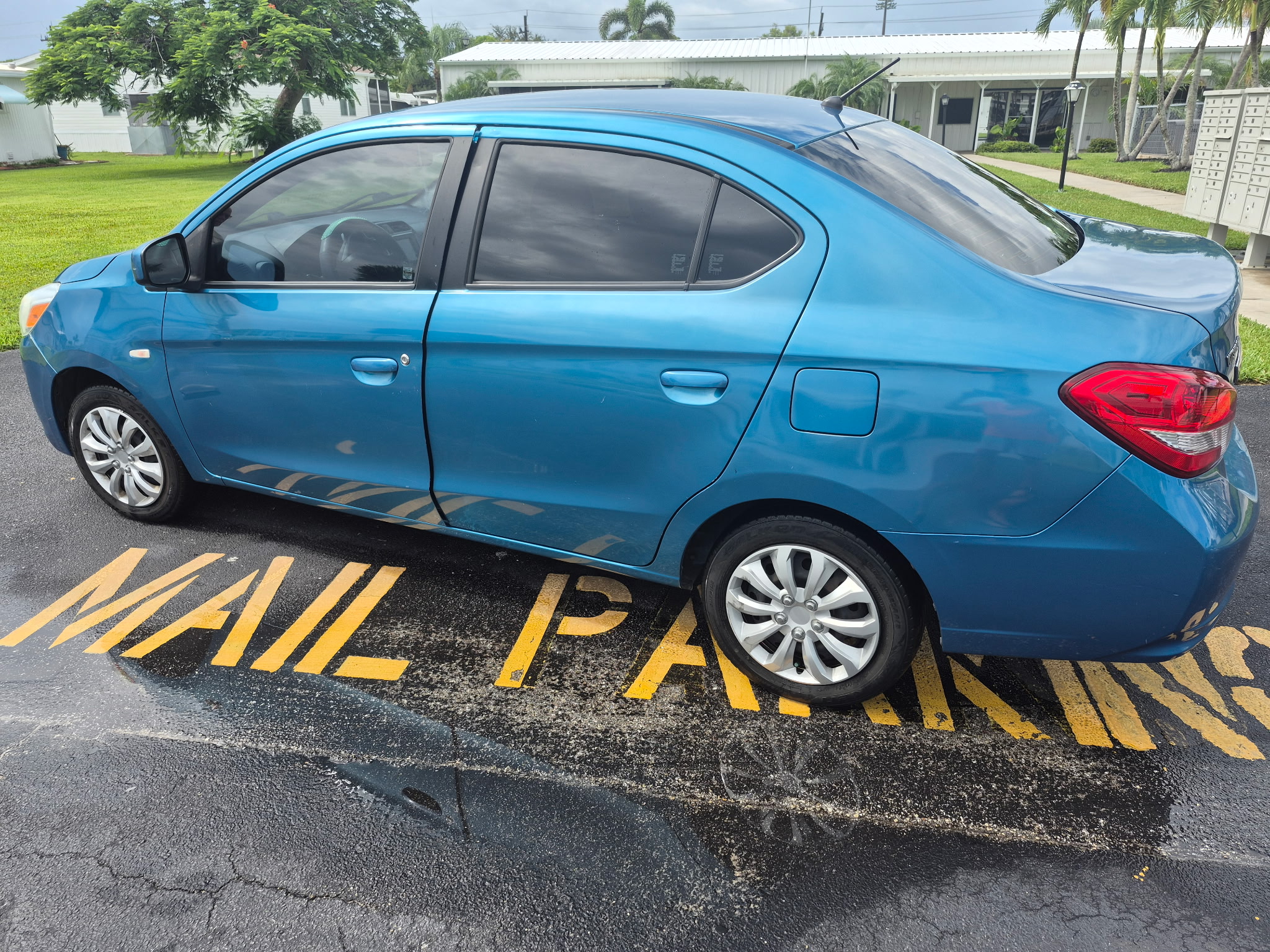 Used 2018 Mitsubishi Mirage G4 ES FWD image 4