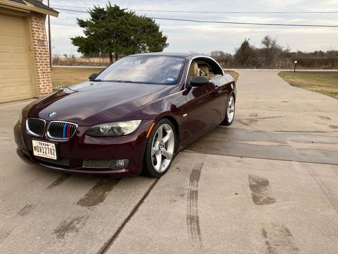 Used 2008 BMW 335i Convertible image 6