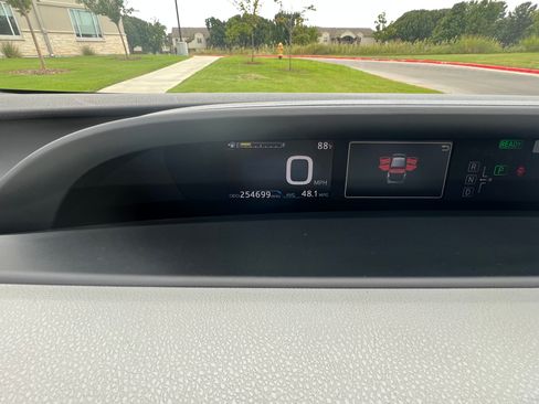 Used 2016 Toyota Prius Three FWD image 14