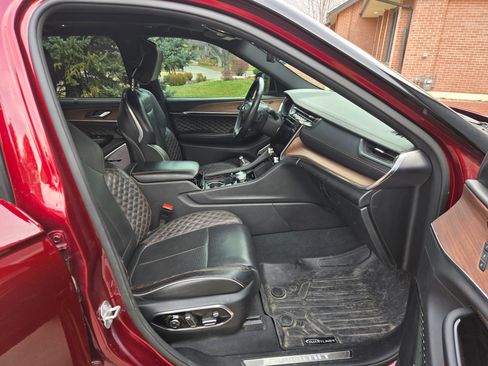 Used 2023 Jeep Grand Cherokee Summit w/ Advanced Protech Group IV image 11