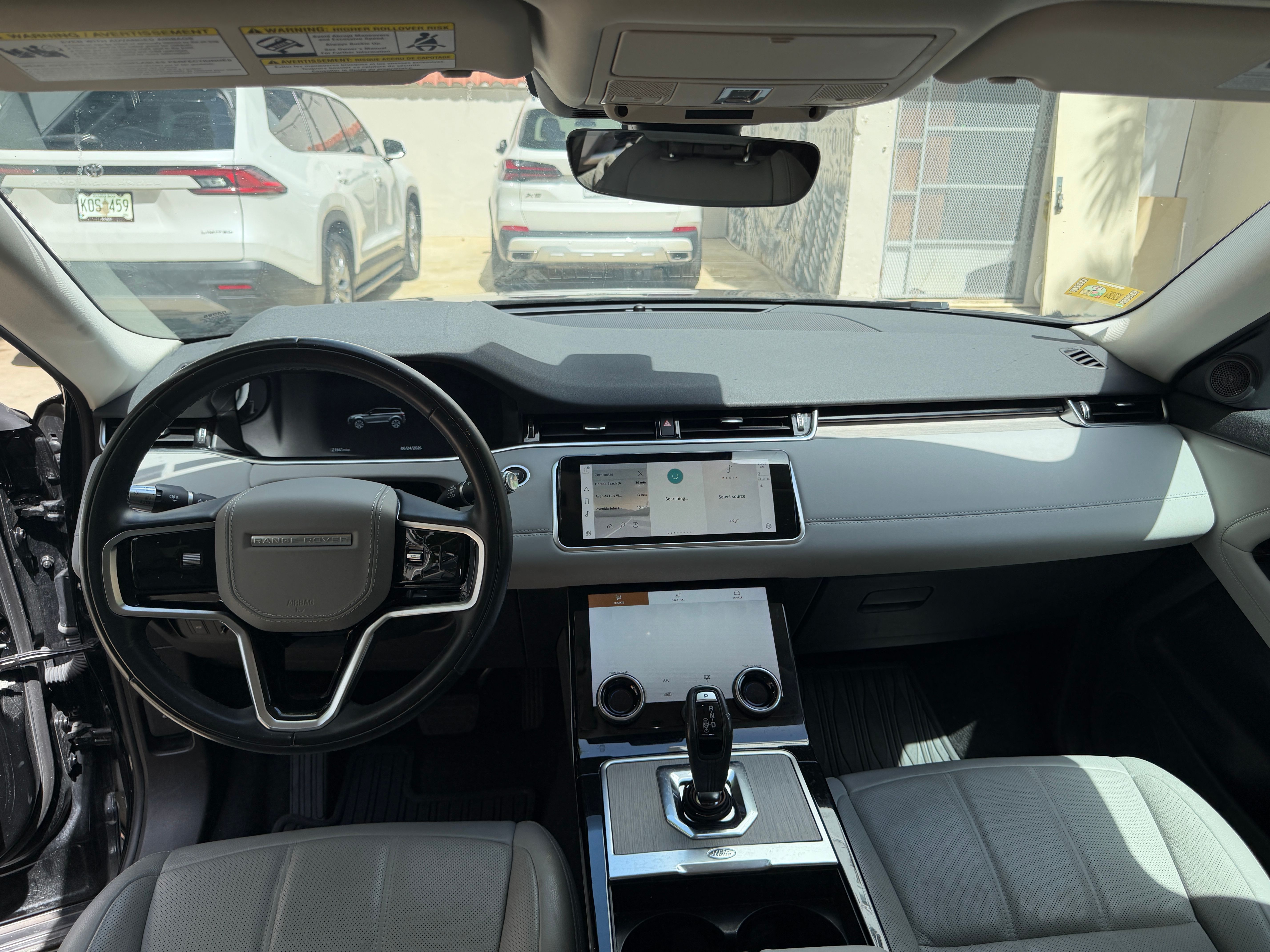 Used 2022 Land Rover Range Rover Evoque SE AWD/4WD image 9