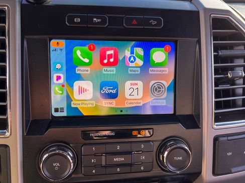 Used 2017 Ford F250 Lariat w/ Lariat Value Package image 12