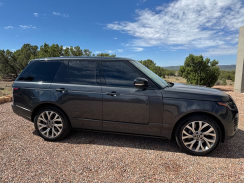 Used 2020 Land Rover Range Rover HSE AWD/4WD image 4