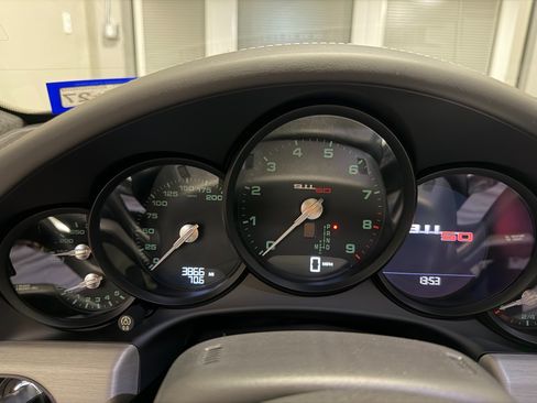 Used 2014 Porsche 911 50th Anniversary Edition RWD image 4