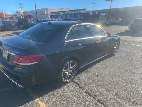 Used 2014 Mercedes-Benz E 350 4MATIC Sedan image 5