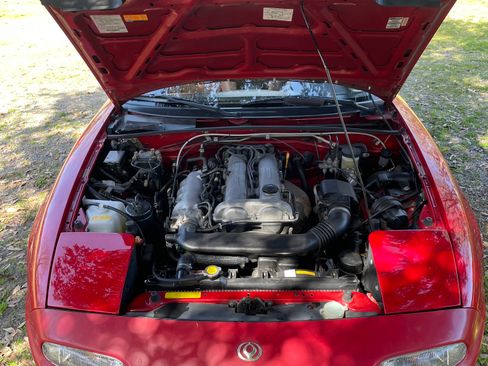 Used 1995 MAZDA MX-5 Miata RWD image 5