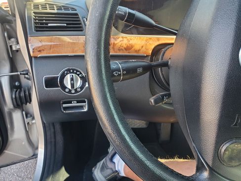 Used 2007 Mercedes-Benz S 550 image 21