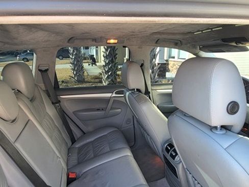 Used 2008 Porsche Cayenne Turbo AWD/4WD image 31