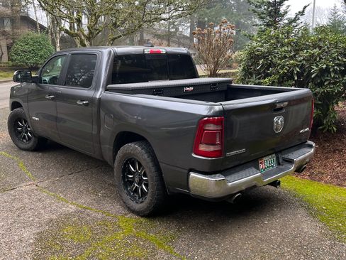 Used 2019 RAM 1500 Big Horn image 12