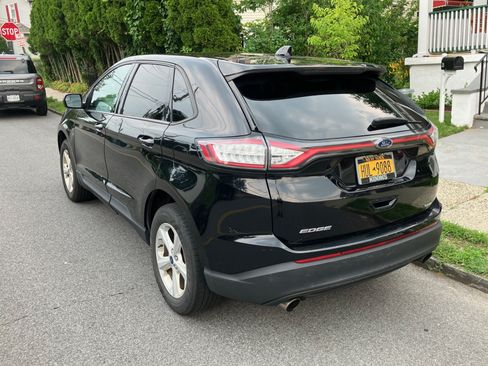 Used 2017 Ford Edge SE FWD image 10