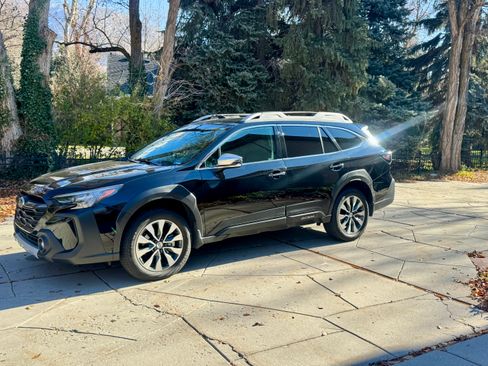 Used 2024 Subaru Outback Touring XT w/ Popular Package #2 image 3