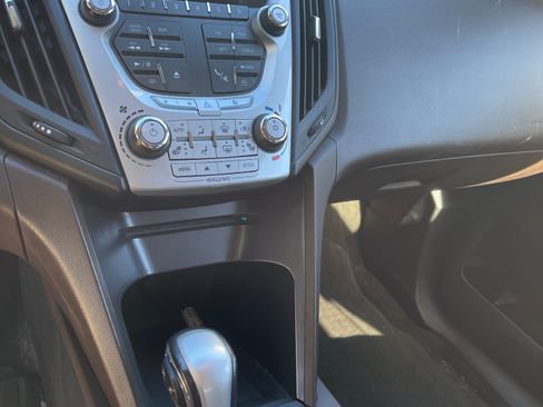 Used 2011 Chevrolet Equinox LTZ image 5