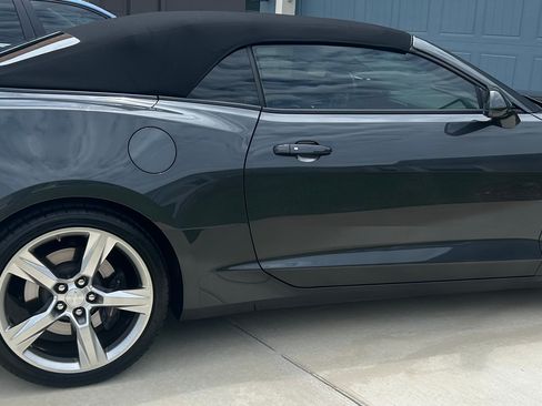Used 2018 Chevrolet Camaro SS RWD image 9