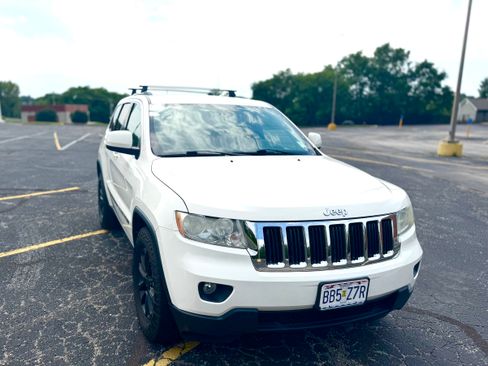 Used 2012 Jeep Grand Cherokee Laredo w/ Laredo E Group image 5