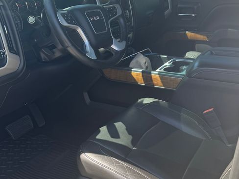 Used 2014 GMC Sierra 1500 SLT w/ Driver Alert Package AWD/4WD image 10