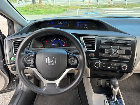 Used 2013 Honda Civic LX image 12