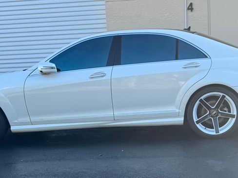 Used 2013 Mercedes-Benz S 550 S 550 4MATIC Sedan 4D image 4