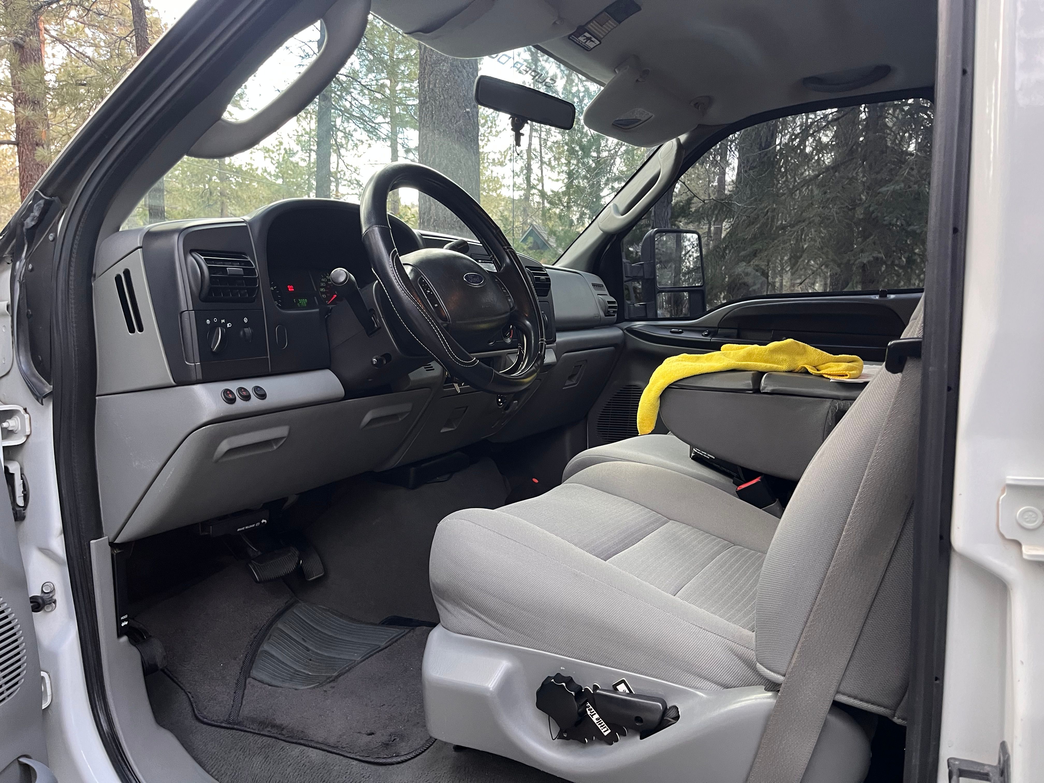 Used 2007 Ford F250 XLT AWD/4WD image 8