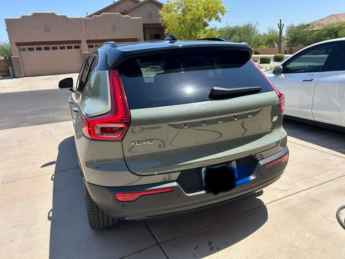 Used 2022 Volvo XC40 P8 Recharge Ultimate AWD/4WD image 8