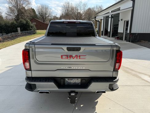 Used 2023 GMC Sierra 1500 Elevation w/ Elevation Premium Package image 5