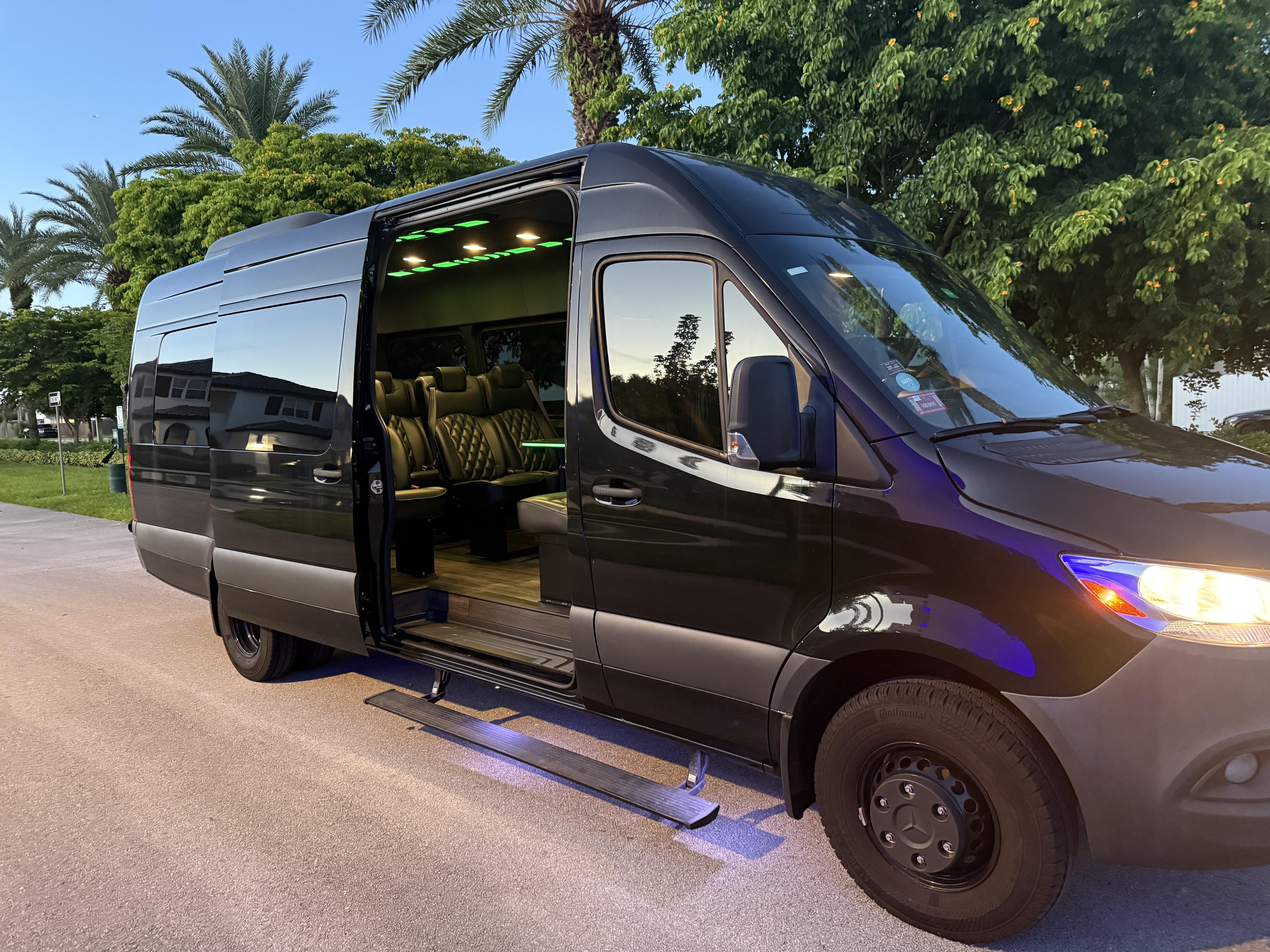 Used 2022 Mercedes-Benz Sprinter 3500 image 14